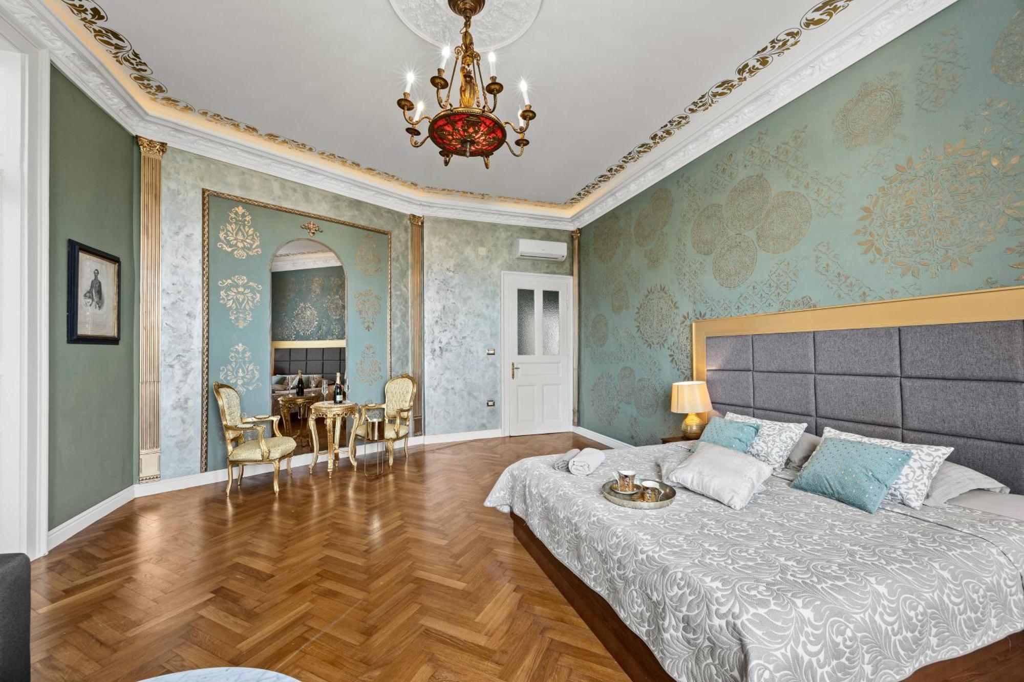 Villa Muenz Luxurious Residence Пула Екстериор снимка